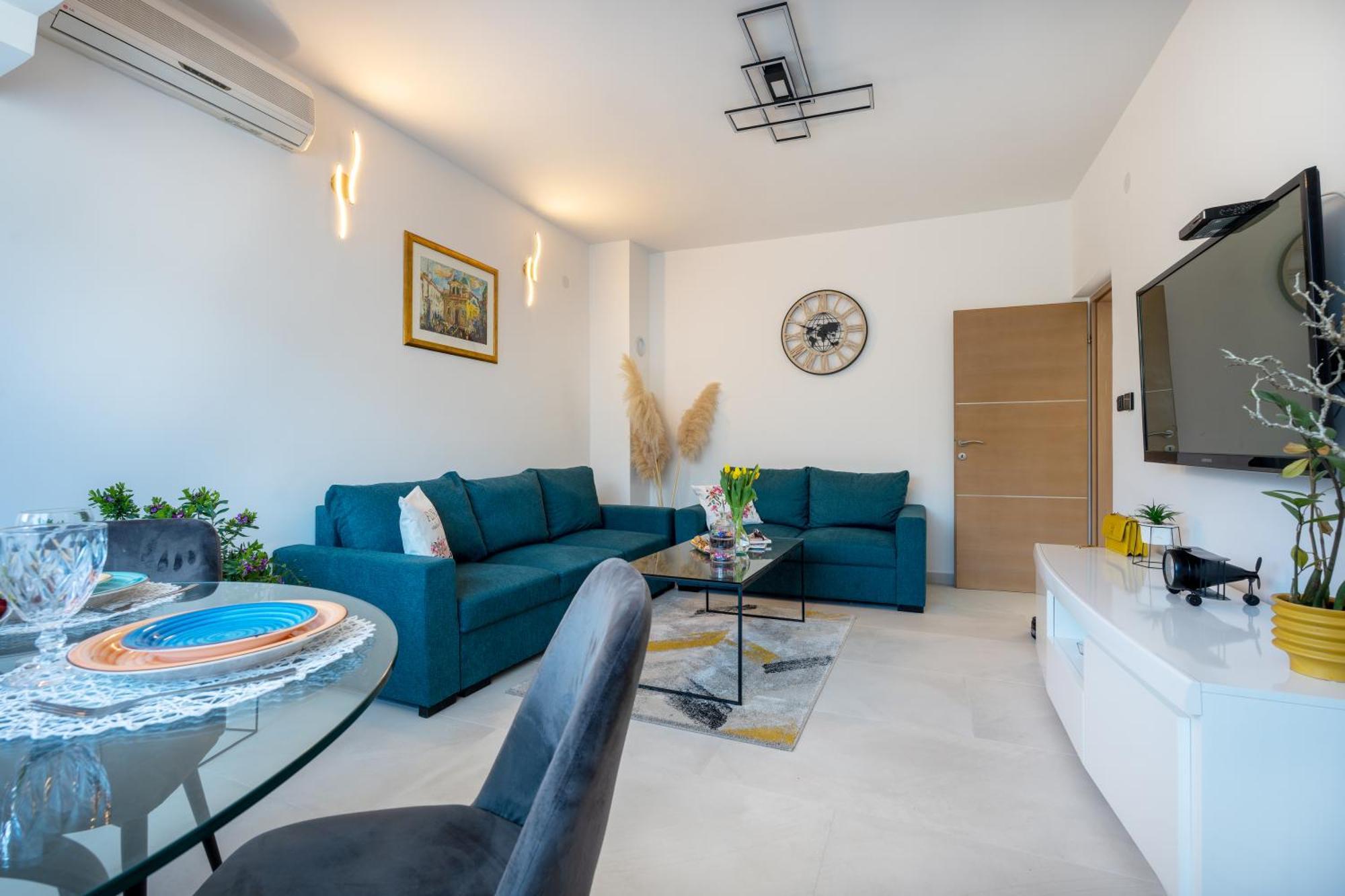Villa Ivona With Swimming Pool And Jacuzzi Oslje Екстер'єр фото