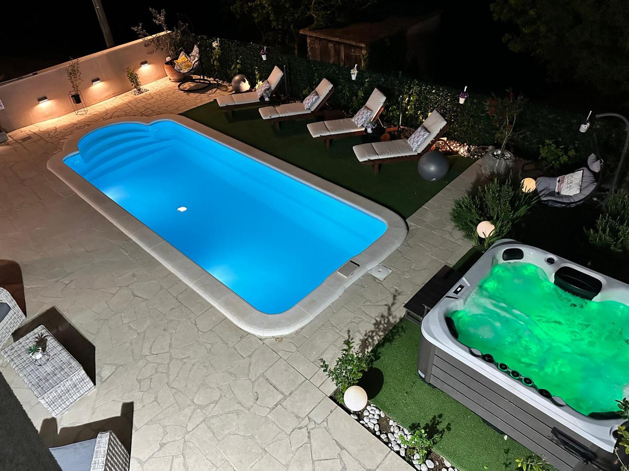 Villa Ivona With Swimming Pool And Jacuzzi Oslje Екстер'єр фото